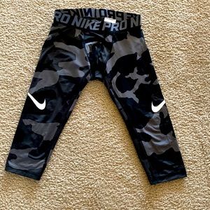 Nike Pro tights, Youth size Medium